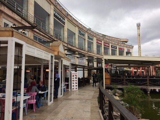 Viaport Outlet Shopping